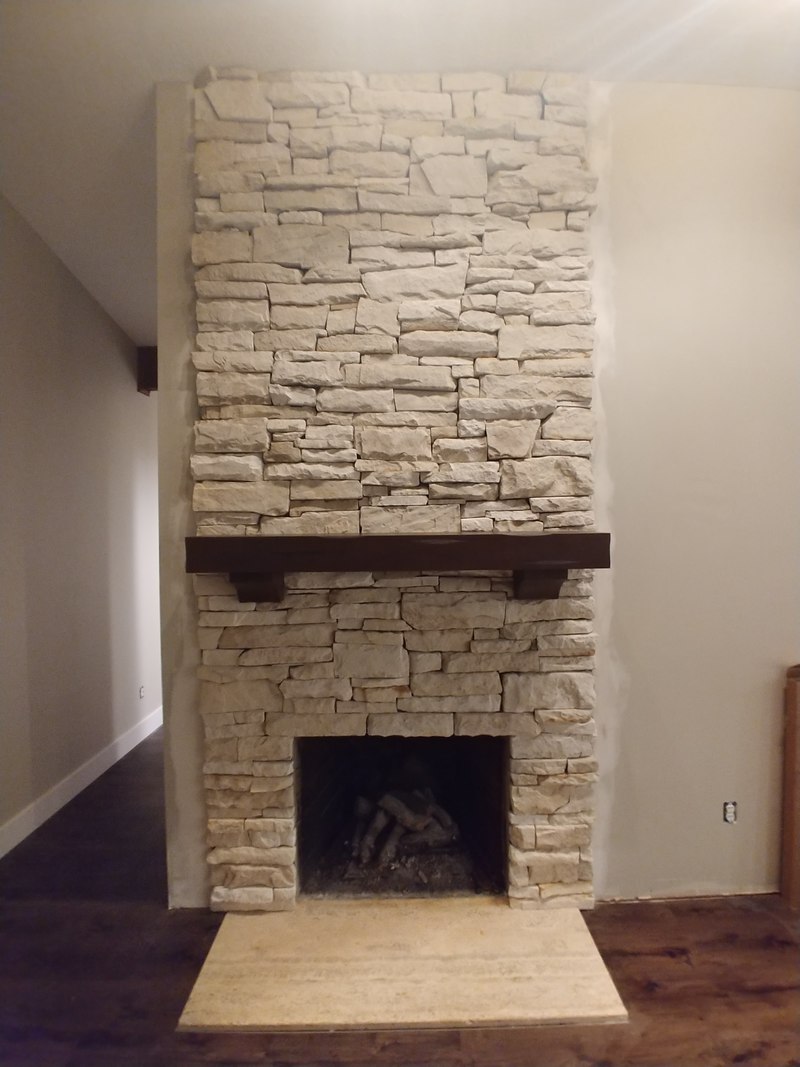 stacked cultured stone fireplace